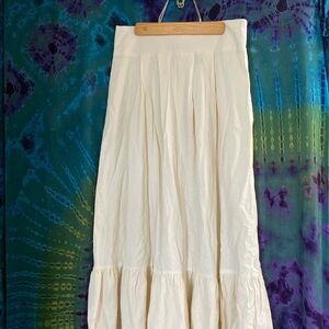 Shein. Super cute skirt. Size Small.